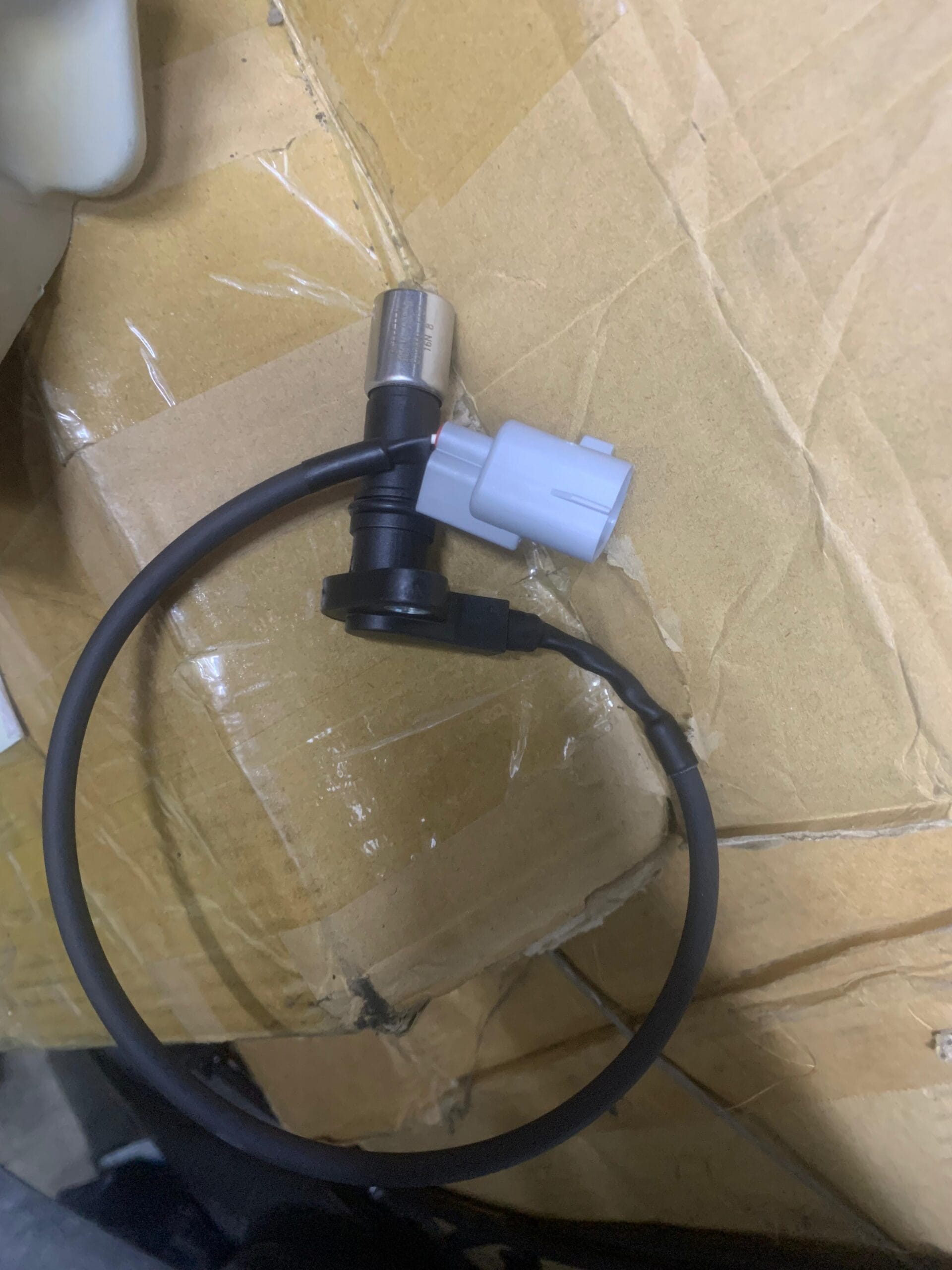 Crankshaft sensor Toyota 1kd and 2kd engines 1 Crankshaft sensor 1kd and 2kd SmallWood Auto parts Nairobi Kenya