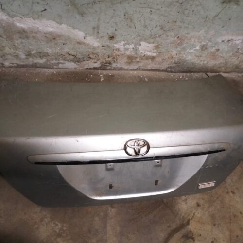 SmallWood Auto Parts 123 Tailgate Toyota Mark II GRANDE