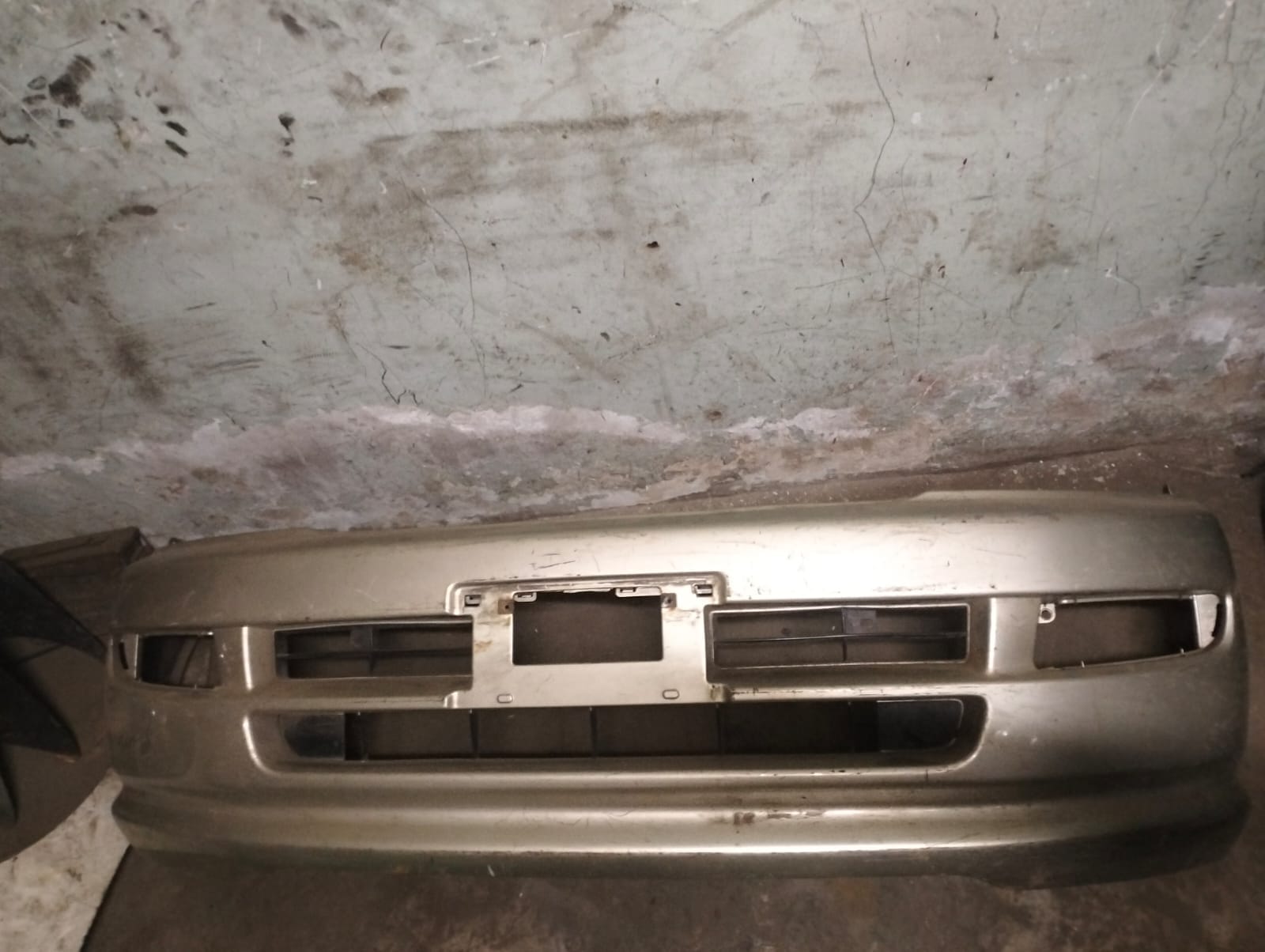 Front Bumper Toyota Regius 2002 1 Toyota regius 2002 front bumper smallwood auto parts nairobi kenya