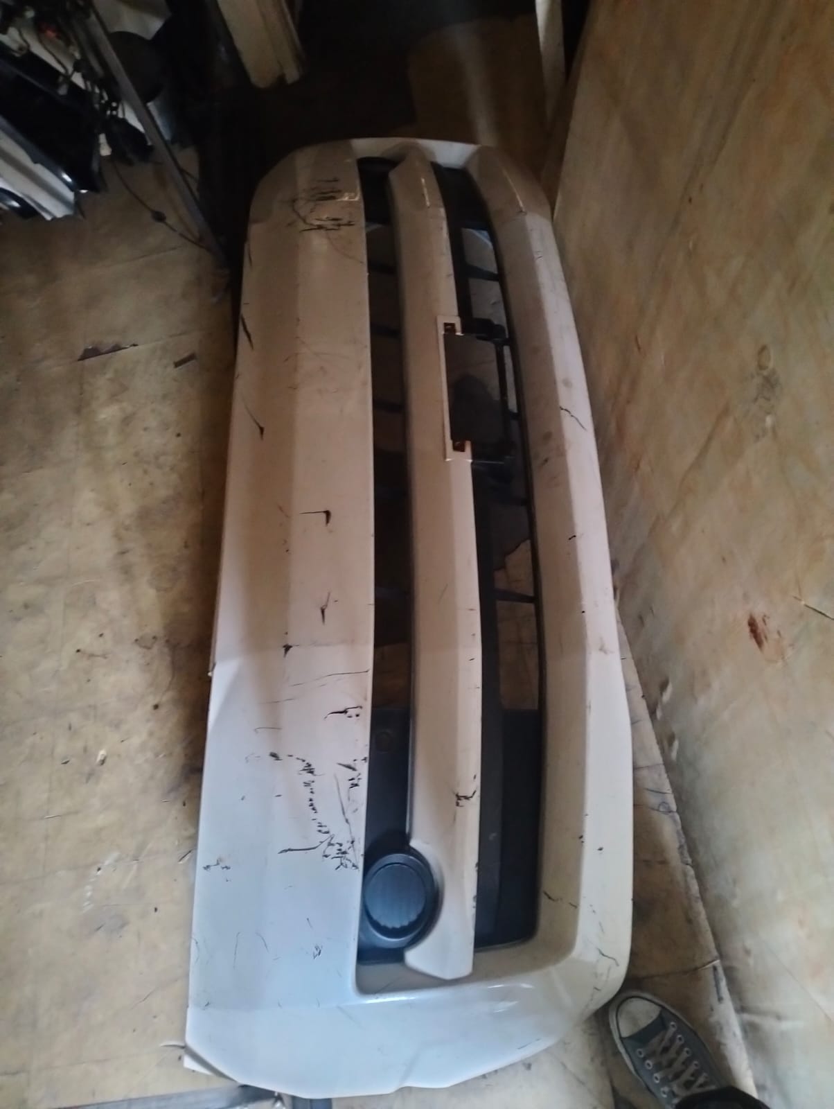 Front Bumper Toyota voxy 2003 1 Toyota voxy 2003 front bumper smallwood auto parts nairobi kenya