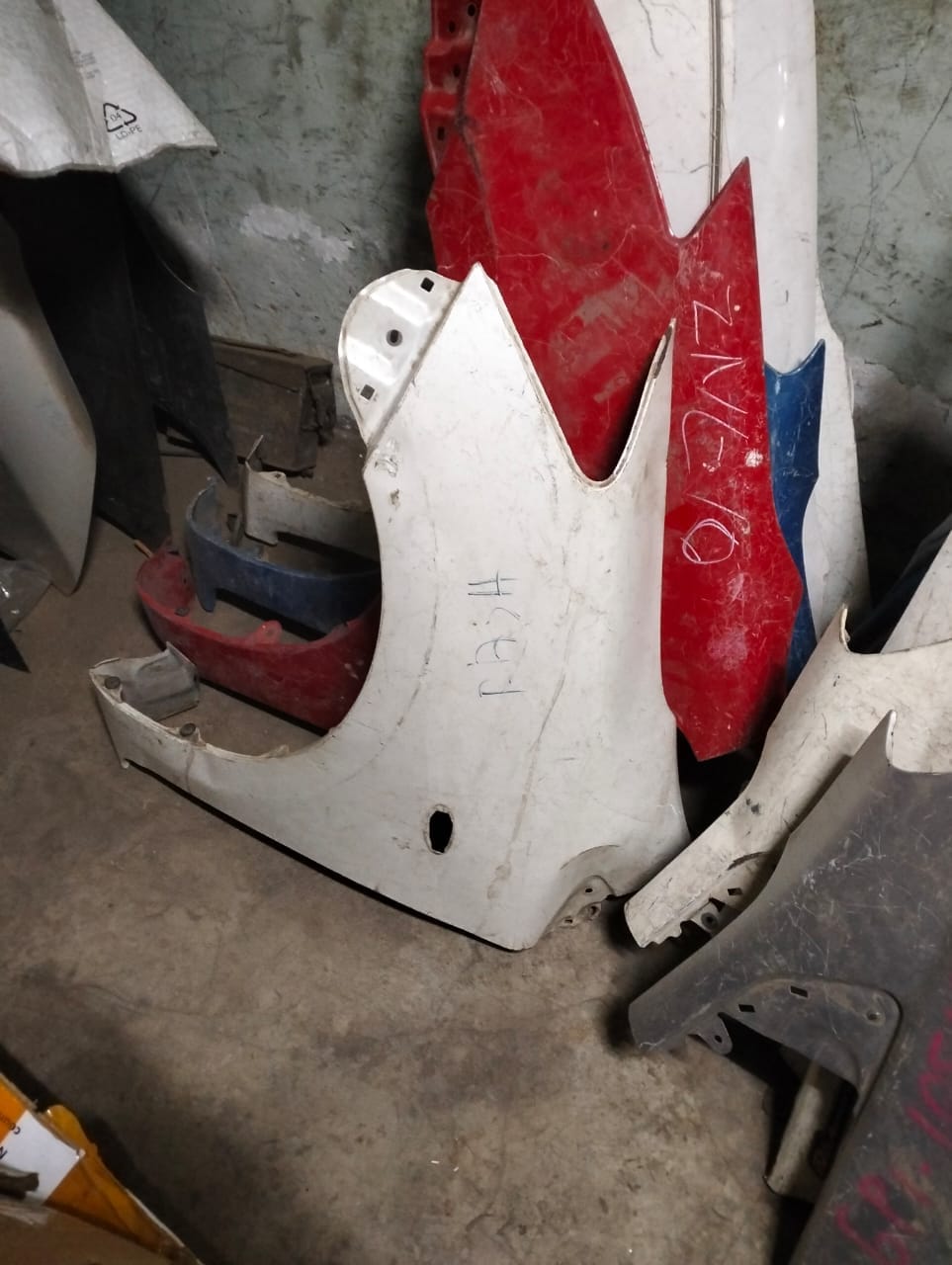 Fender LHS Toyota Belta 1 Fender LHS Toyota Belta smallwood auto parts nairobi kenya