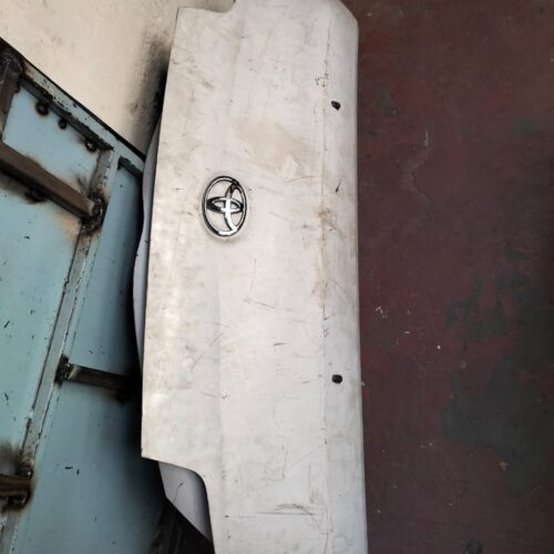 Bonnet Toyota Townace new model