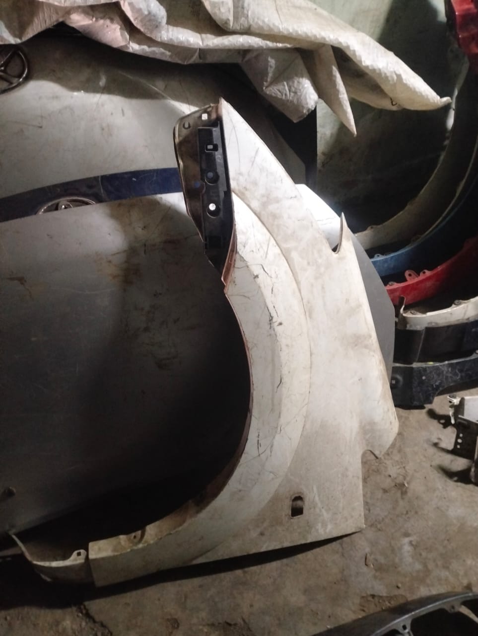 Fender LHS Toyota Wish 2002/2005 (with and without molding) 2 Fender LHS Toyota Wish 2002/2005 (with and without molding) smallwood auto parts nairobi kenya 2